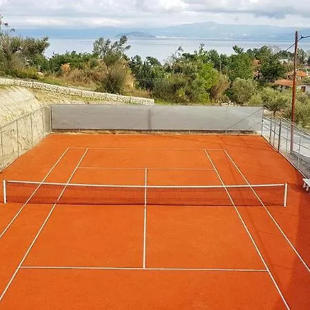 Bungalow White And Suits Ξενοδοχείο 5*