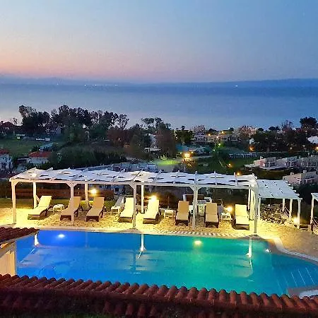 Hotel Bungalow White And Suits 5*