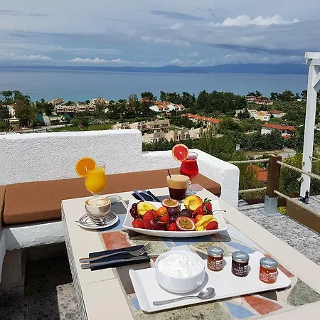 Hotel Bungalow White And Suits
