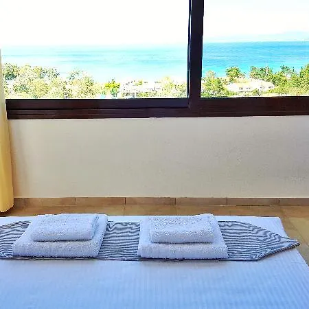 Hotel Bungalow White And Suits