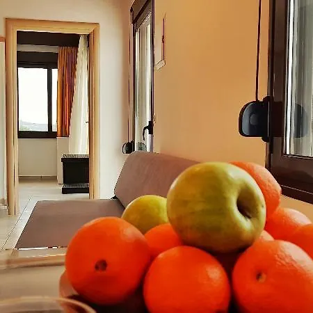 Bungalow White And Suits Hotel