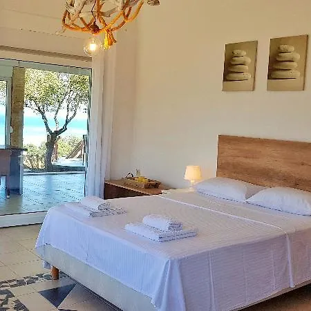 Hotel Bungalow White And Suits
