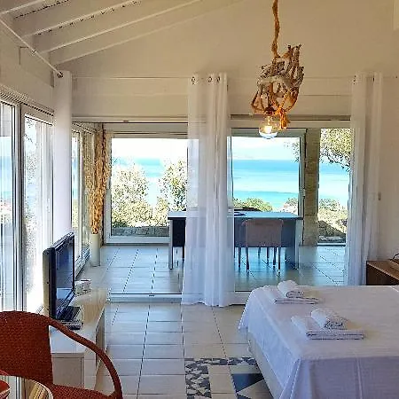 Bungalow White And Suits Χαλκιδική